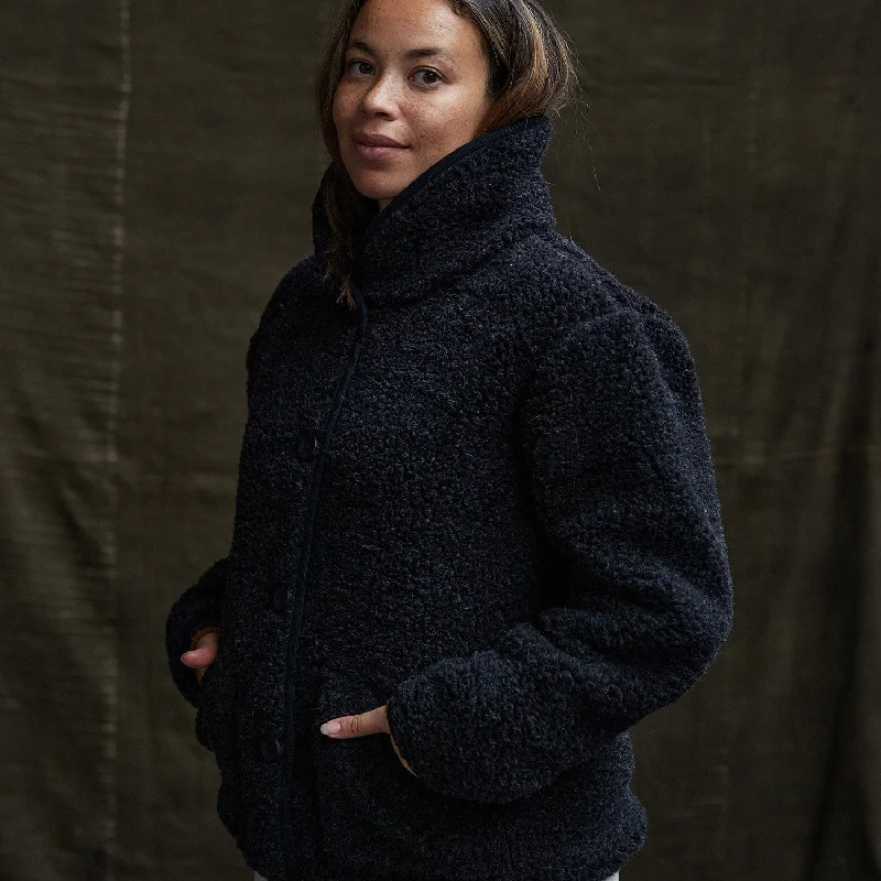 Oryx Womens Jacket - Wool Teddy Fleece - Coal